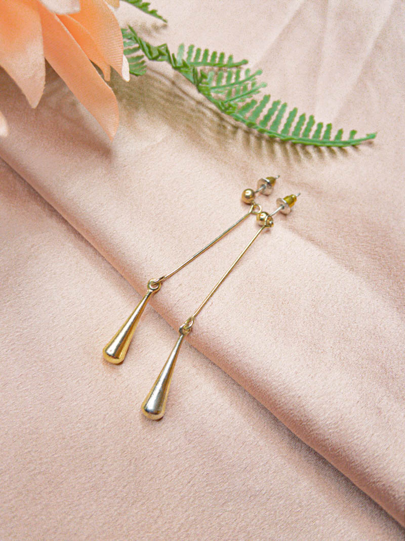 Gold Teardrop Earrings