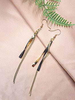 Black and Gold Melange Bar Earrings